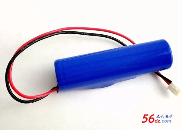 3.7V锂电池18650 2000mAh唱戏看戏机视频扩音器音箱电池组可充电