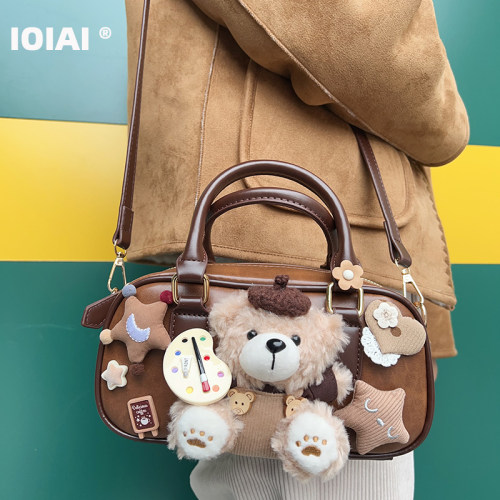 IOIAI【画师熊高】可爱独特小众包包女单肩斜挎包高级感手提包包