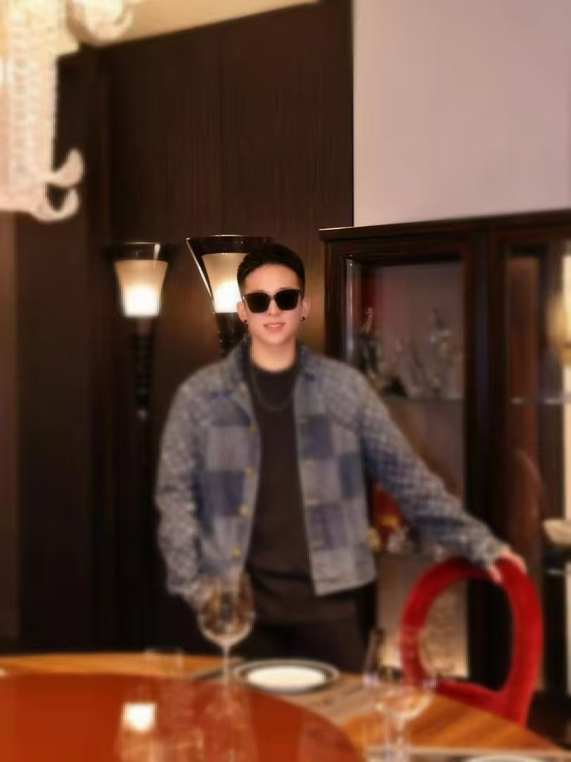 2026新款男士经典款拼接牛仔夹克外套棋盘格男女同款高级复古潮流,男装,牛仔外套,淘宝优惠券,粉丝福利购,淘宝优惠卷