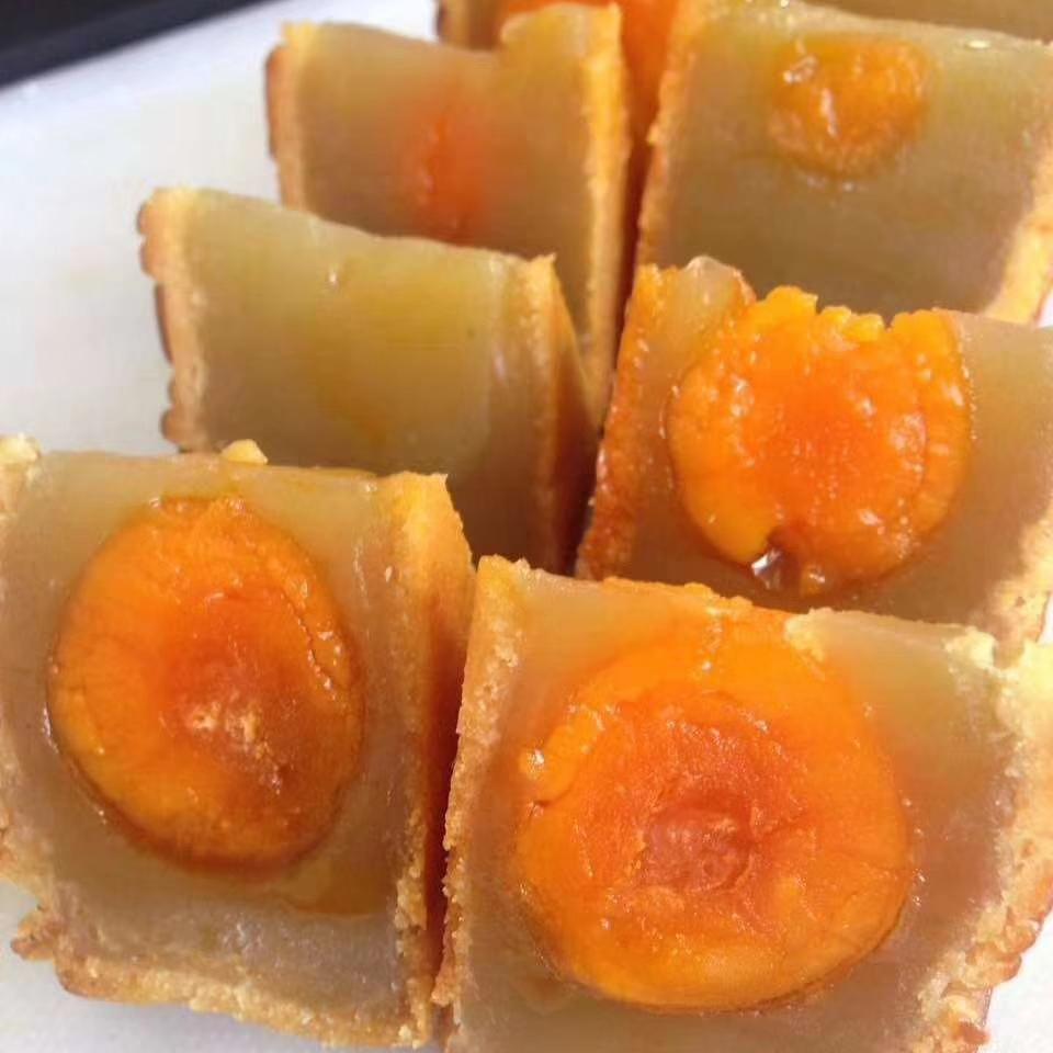 广式月饼老牌子双黄传统蛋黄莲蓉月饼独立包装散装月饼家庭