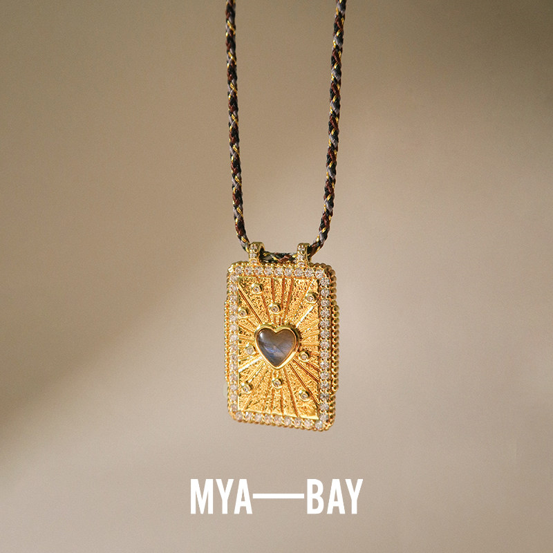 比利时MYA BAY拉长石爱心方牌吊坠半宝石项链布契拉提拉丝镀24k金