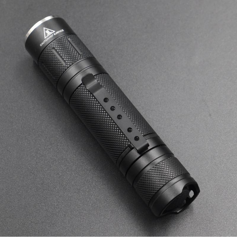 21700小直筒铝合金SFT40平头远射型18W充电2000LM流明强光手电筒