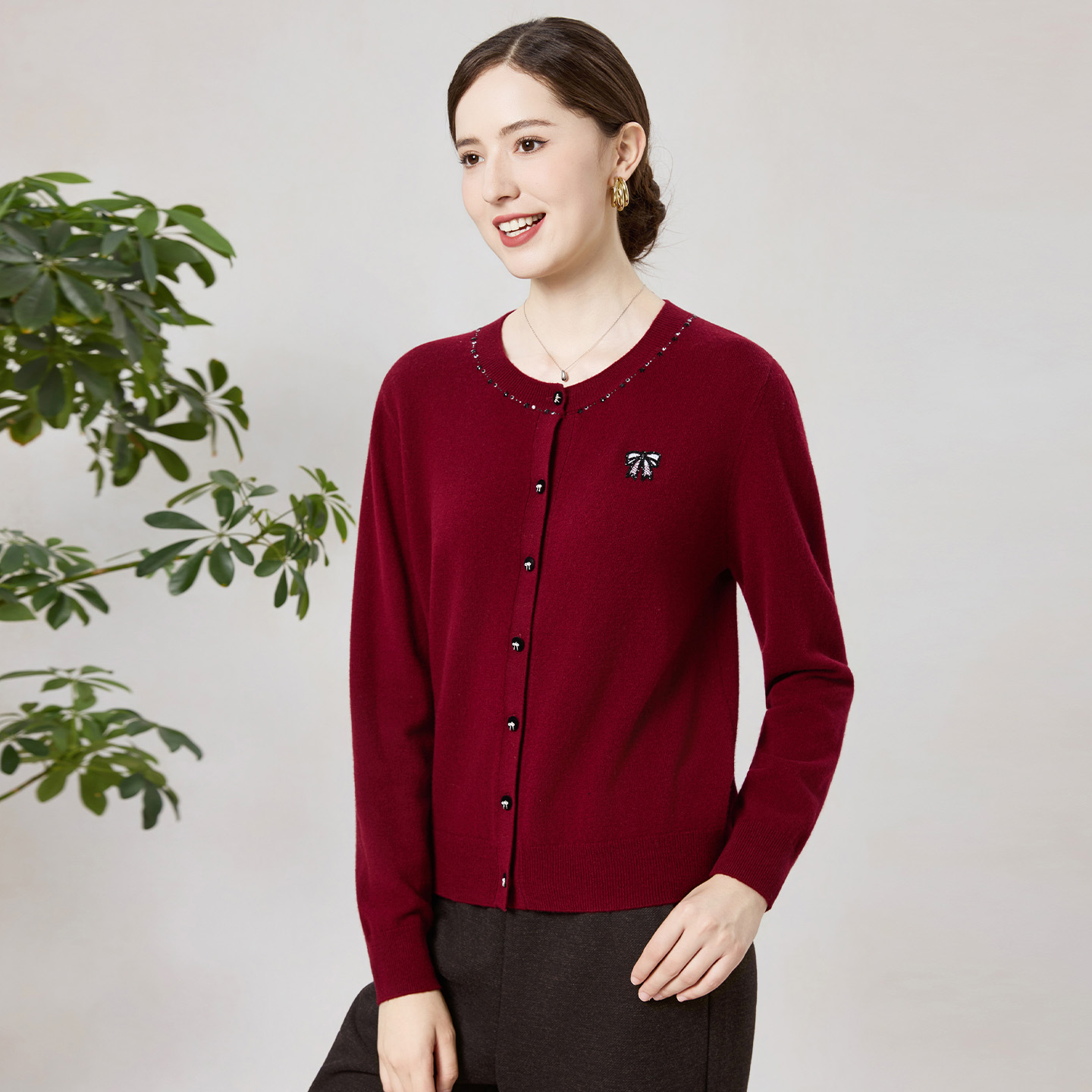 赏心岁月中年妈妈羊毛衫针织开衫洋气高贵宽松大码秋冬新款妈妈装