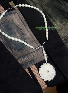 树脂眼球造型夸张双色长毛衣链