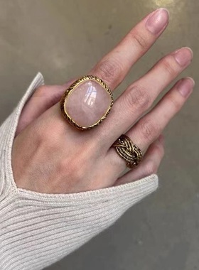 英国topwhit法国小众设计ab粉色水晶戒指女时髦复古金属感绿松石