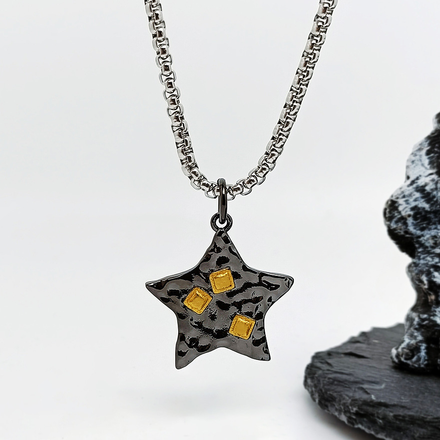 英国TopWhit黑金五角星项链男士潮高级感设计感小众个性嘻哈街头