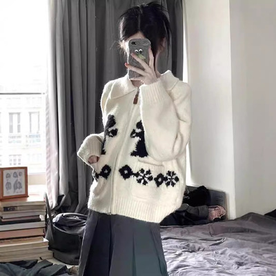 兔子提花翻领拉链毛衣外套女秋冬日系复古慵懒风撞色软糯针织开衫