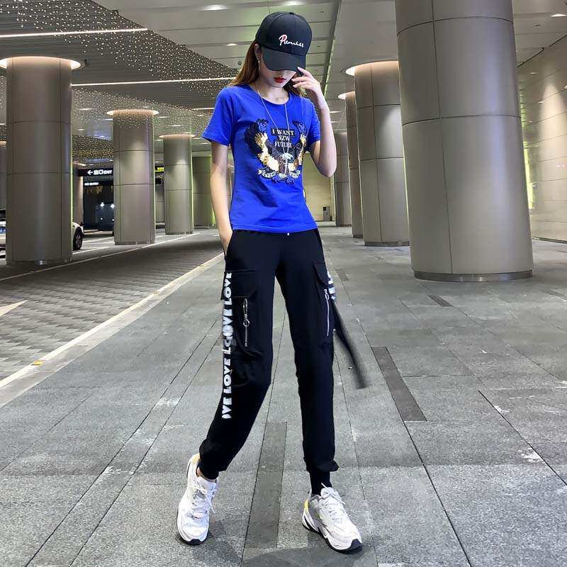 2020年纯棉广场舞服装运动套装女夏短袖嘻哈鬼步舞时尚休闲两件套在类目 女装/女士精品, 唐装/民族服装/舞台服装, 民族服装/舞台装中 - 来自Buy2taobao.com提供专业的淘宝代购服务