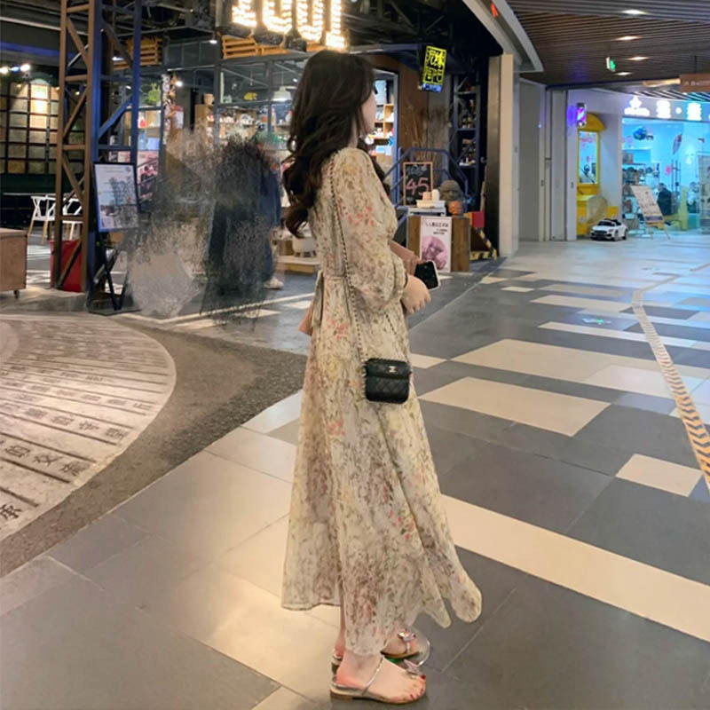 法国gentle motto碎花连衣裙女春夏新款长款清新甜美收腰显瘦仙女