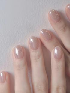 手工海莉美甲裸色穿戴甲短款 高级感新娘拍婚纱照夏日显白 2026新款