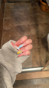 糖果 风靡ins美甲风韩系多巴胺少女手工穿戴甲撞色甜心辣妹美甲