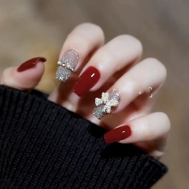 2024新年美甲车厘子复古春秋款显白手工穿戴甲反复使用长指甲