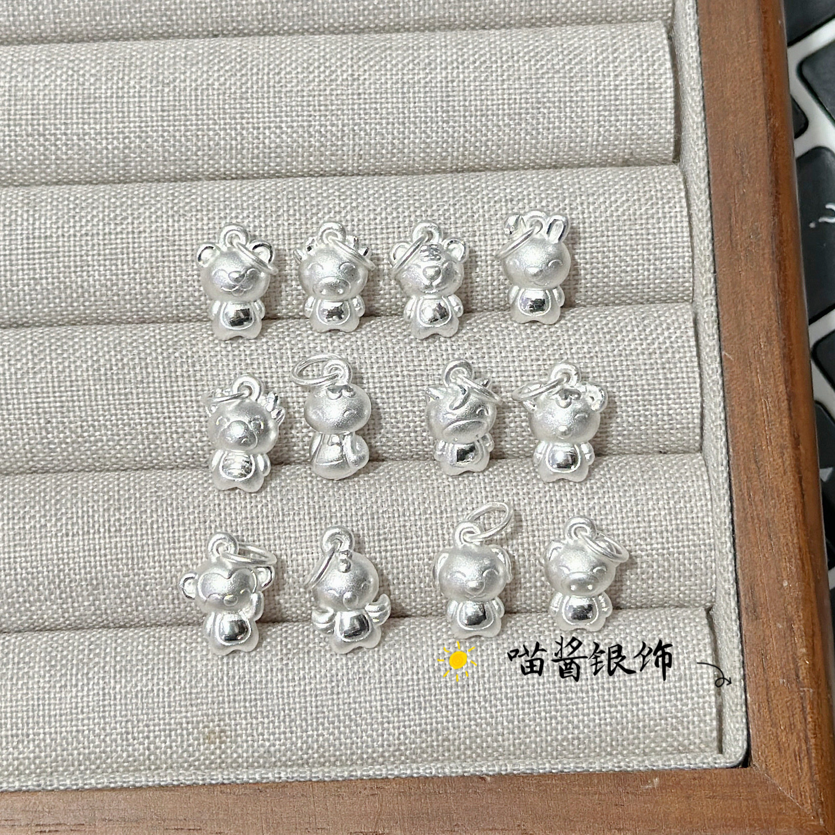 足银999十二生肖迷你小吊坠提溜3D硬银纯银可diy配饰本命年龙虎马