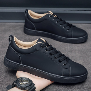 黑色板鞋男士纯黑鞋商务工作休闲鞋子男2025新款上班不累脚防水滑