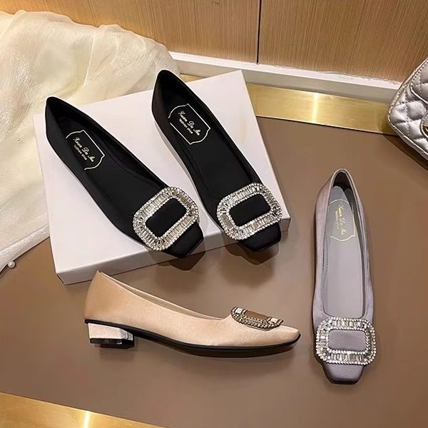 羊皮法式气质水钻黑色厚黑穿搭配RV内增高绸缎配裙子方扣软底单鞋