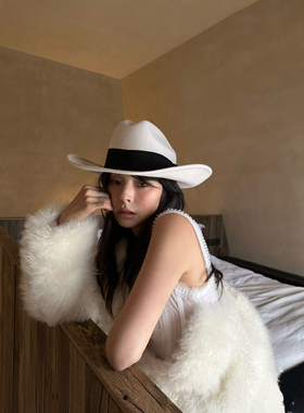 秋冬高级感洋气时髦白色羊毛礼帽女时尚英伦百搭爵士帽翘边牛仔帽