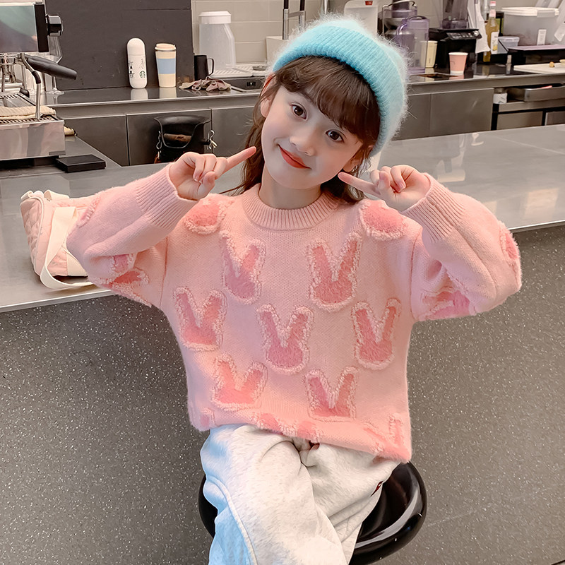 女童粉色毛衣圆领卫衣冬季