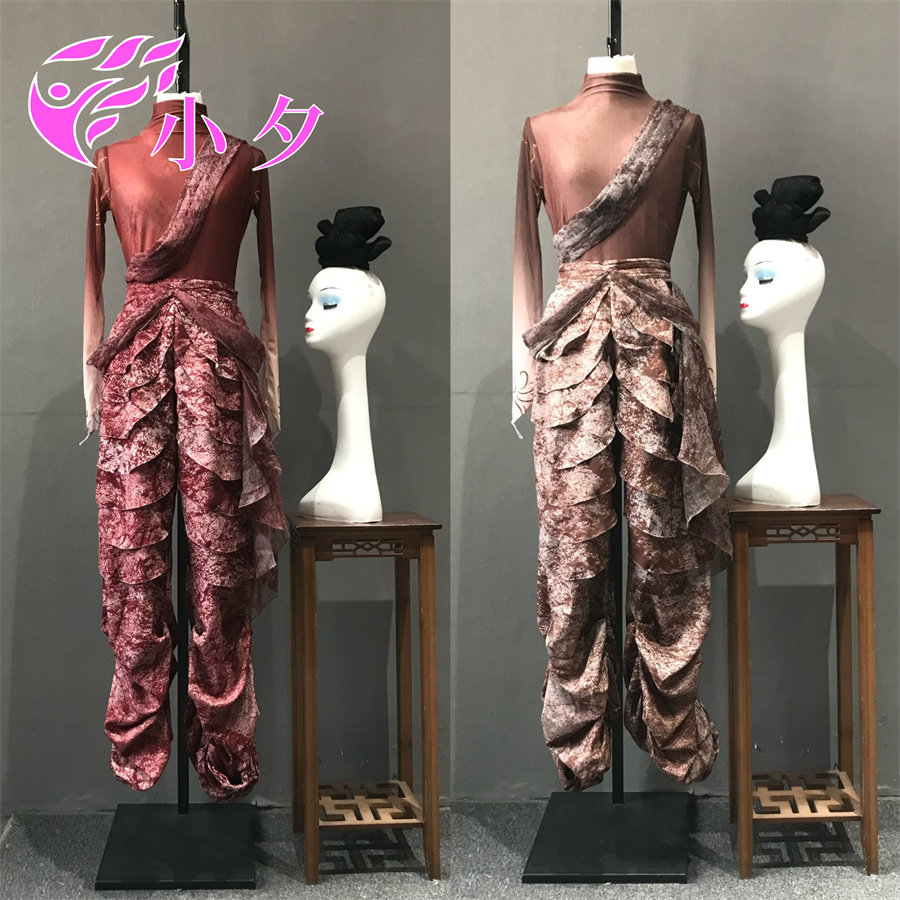 北京小夕出租定制第十四届荷花奖佛窟掠影剧目服舞蹈服敦煌舞蹈服图片