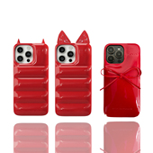 2026新款 新年红色喜庆发财17promax手机壳适用苹果16promax本命年iPhone14pro高级羽绒服保护套urban耳朵外壳