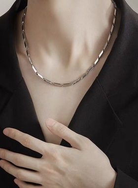 菱形钛钢项链男百搭高级感配饰轻奢不锈钢毛衣链女高级感长款