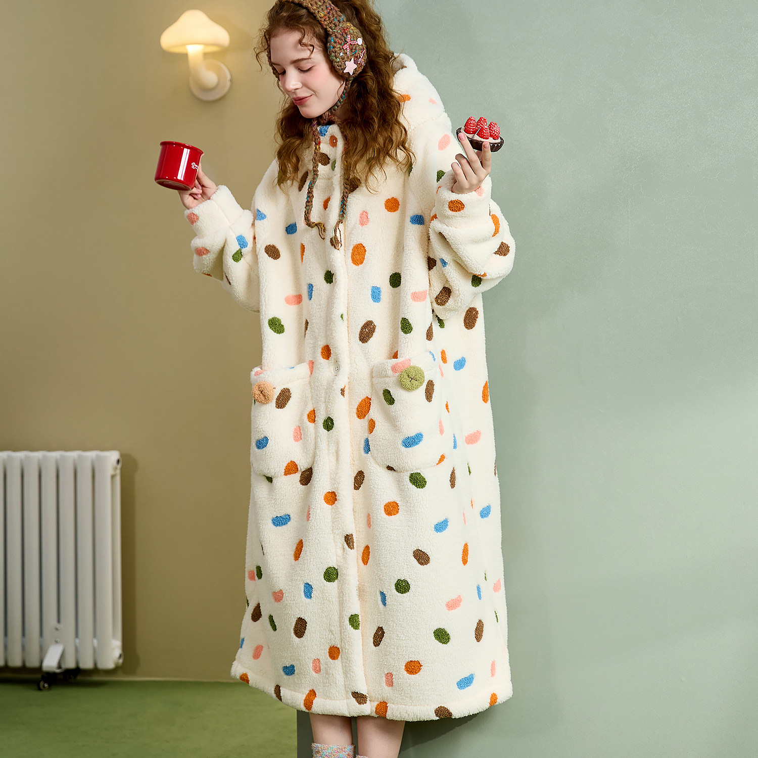 PJOCLOCK睡时记睡袍女冬珊瑚绒长款可爱波点加绒加厚可外穿睡衣