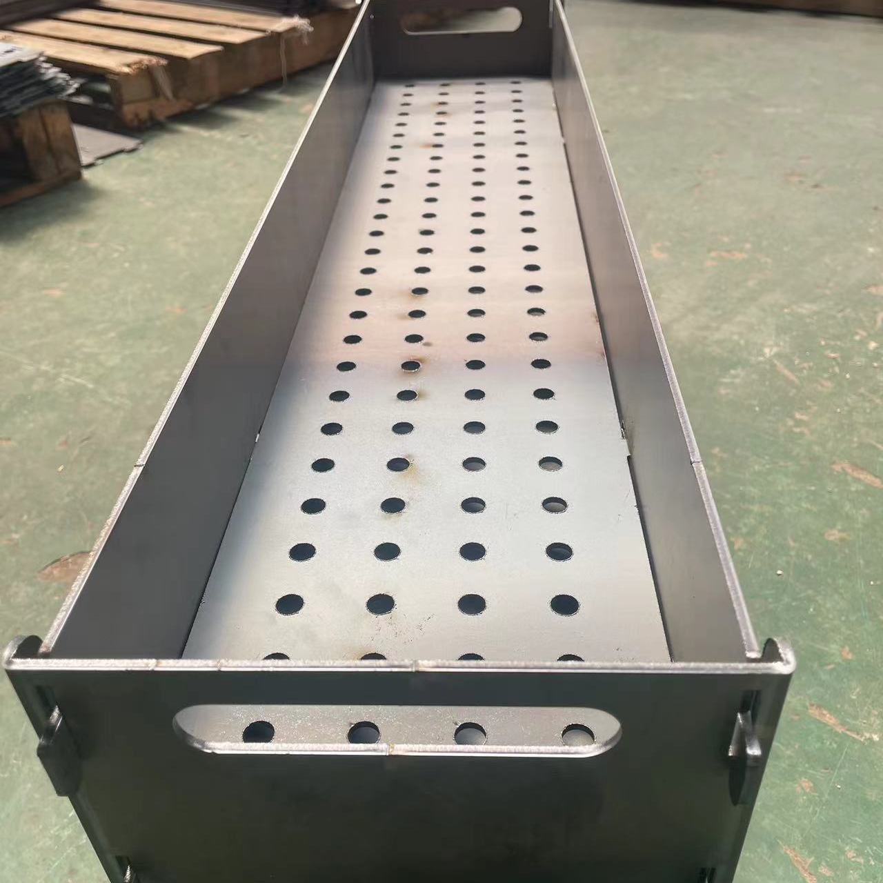 烧烤架户外大型特大号烧烤炉烤炉加厚烧烤卡片式便携炉子家用可拆