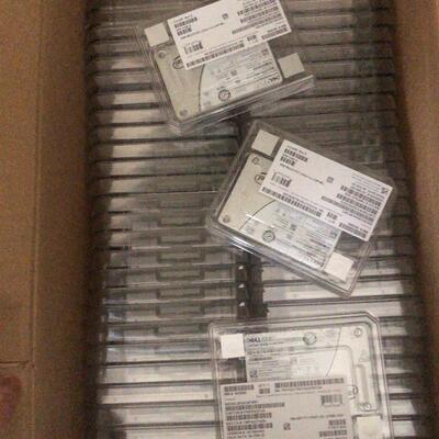 出英特尔S4610 3.84TB企业级固态硬盘(请询价)