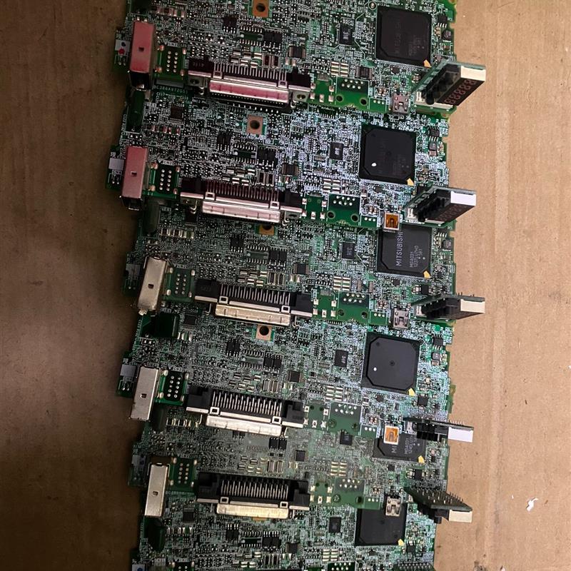 三菱j3 J4 JE 伺服驱动器 主板 侧板 cpu板 IO(请询价)