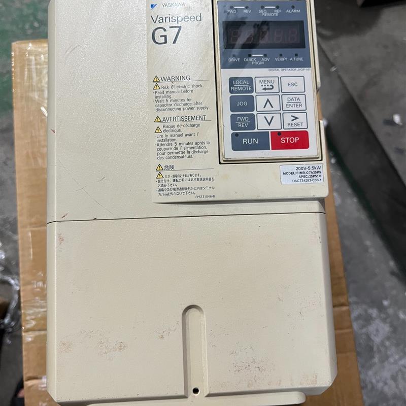 CIMR-G7A27P5 安川G7变频器,7.5KW(请询价)