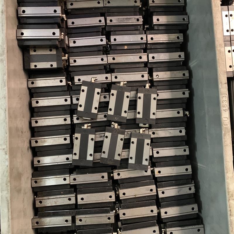 台湾CSK直线导轨LMG20T,同上银EGH20CA尺寸(请询价)