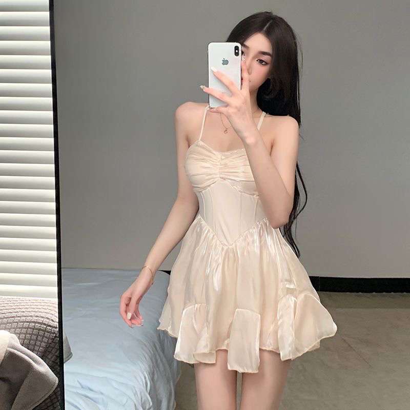 泳衣女款保守遮肚显瘦泡温泉度假连体泳衣