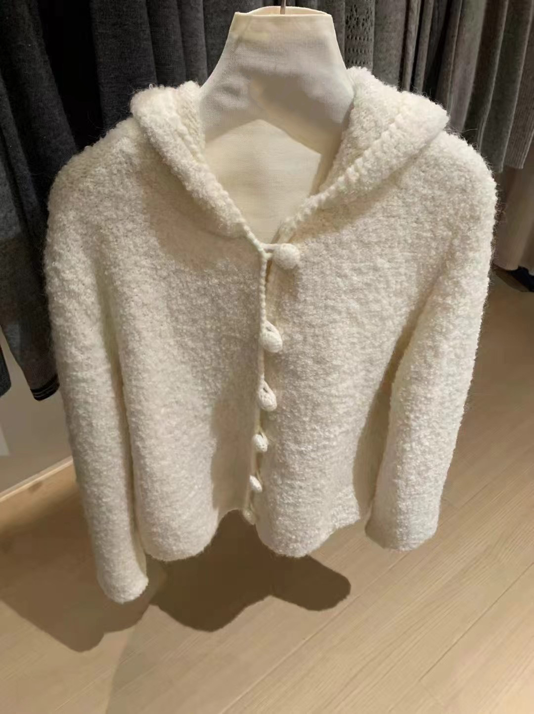 2025秋冬韩版高级感毛球球连帽圈圈纱毛衣外套女软糯针织羊毛开衫