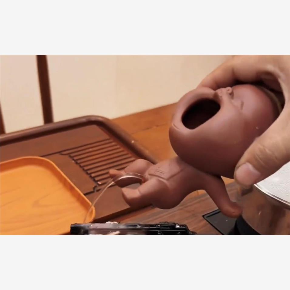 紫砂撒尿童茶宠泡茶可爱童子茶桌袖珍可养尿尿童茶玩手工创意摆件