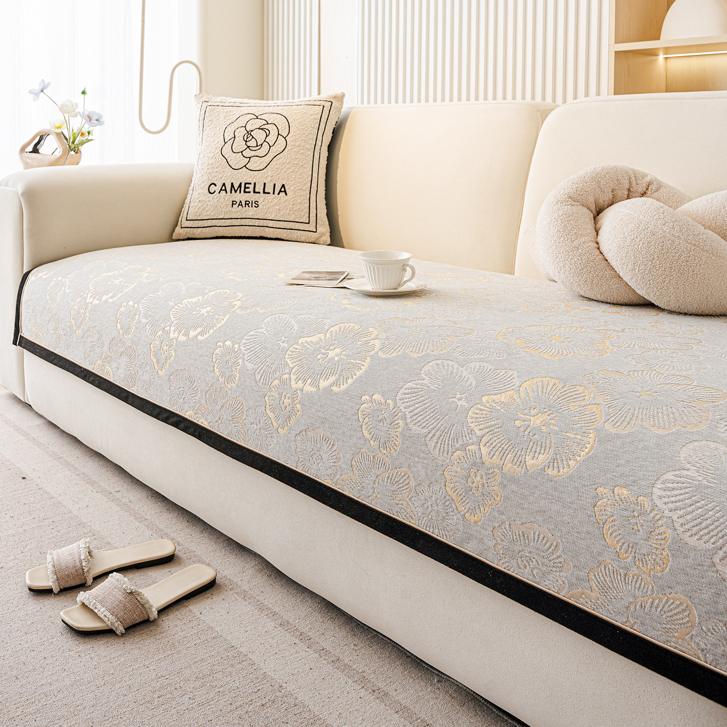 四季通用沙发垫子2025新款高级感防滑直排皮沙发坐垫子套罩盖布巾