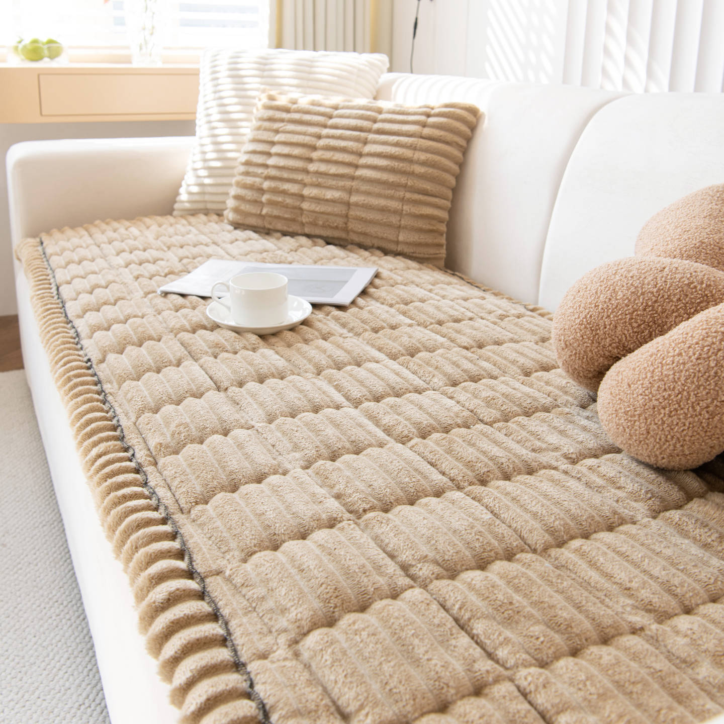 秋冬毛绒沙发垫子2025新款轻奢高级感沙发坐垫子防滑盖布巾套罩