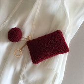 毛毛钱包女复古红色拉链小巧零钱袋迷你卡夹新款 驾驶证钥匙手拿包