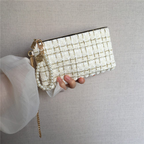 这个小香风粗花呢手机包太好看了