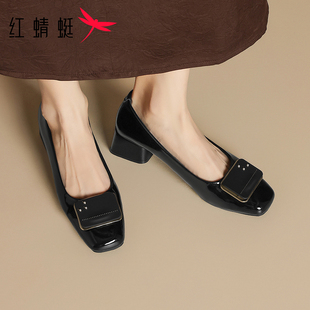 红蜻蜓浅口方扣单鞋女款2026新款春季通勤风女鞋粗中跟不累脚皮鞋