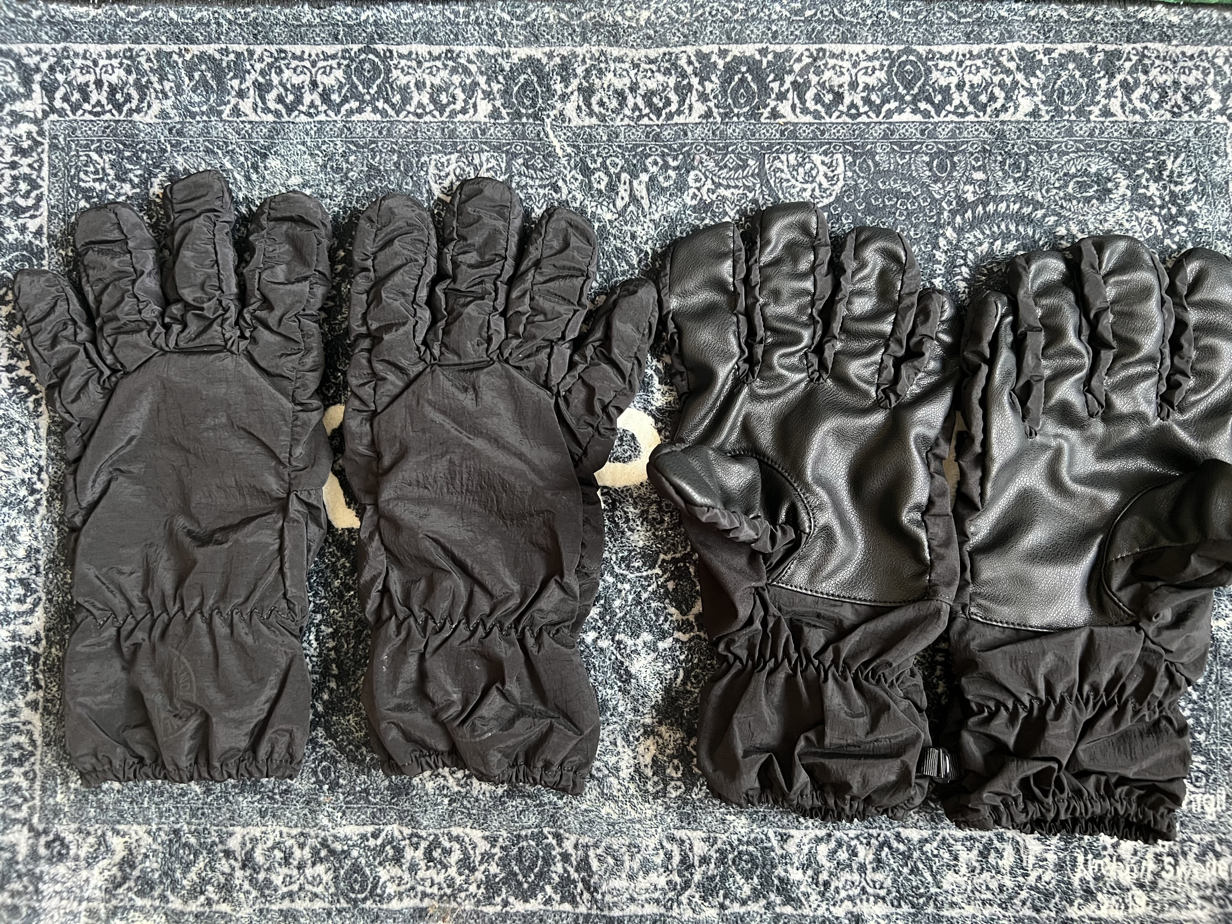 thumbnail for 19FW 3998 NYLON METAL wind and waterproof gloves