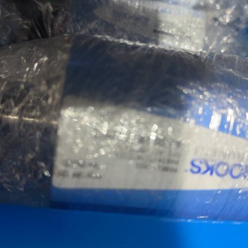 议价BROOKS真空计 CMX0T11C4 10 Torr 蓝可维修