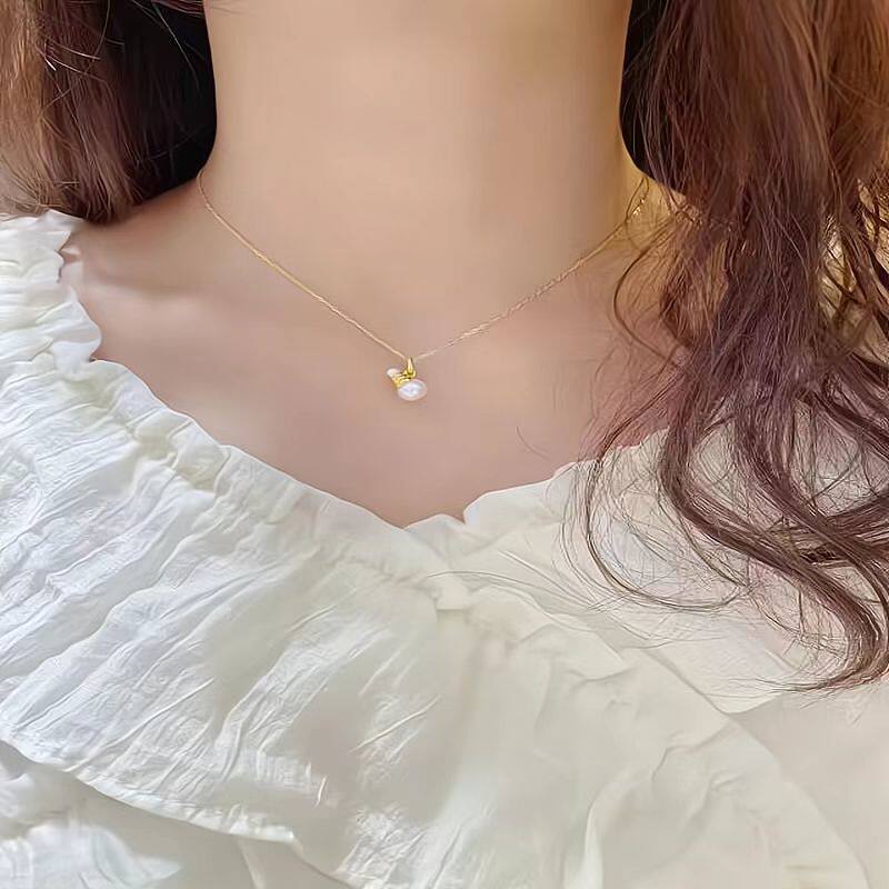 天然珍珠吊坠项链女18k金