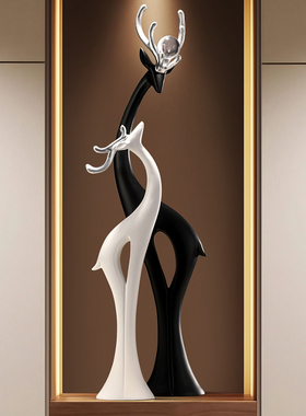 现代简约轻奢招财风麋鹿大摆件高级感家居客厅入户玄关大号装饰品