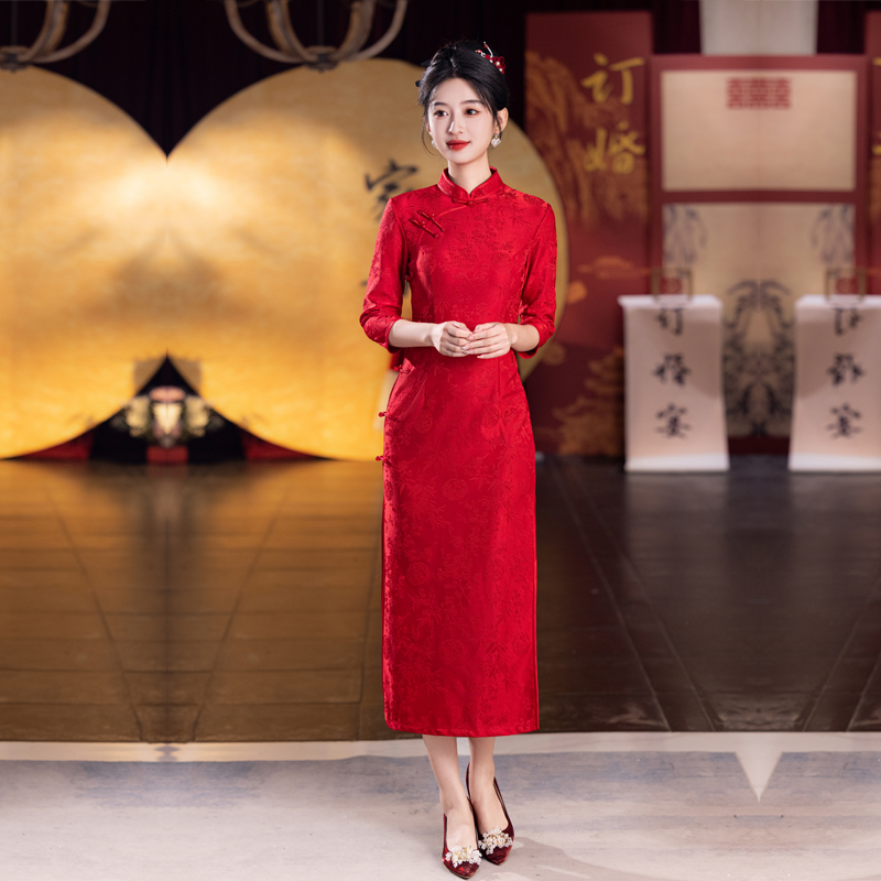 外嫁女红色走秀旗袍年轻款演出服