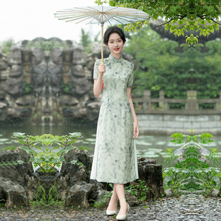 奥黛旗袍改良连衣裙高考妈妈送考绿色衣服年轻夏款 高级感水墨国风