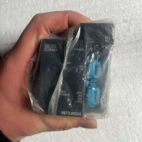 适用 CL1PAD1，电源适配器，未使用，成色如图议价
