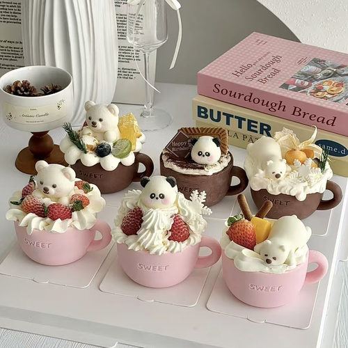 杯子小熊巧克力成品蛋糕装饰