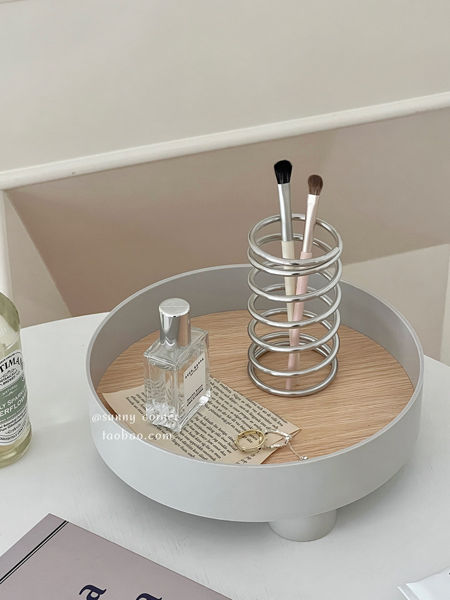 Ins-Style Chic: Minimalist Stainless Steel Toothbrush Stand - Product image 2