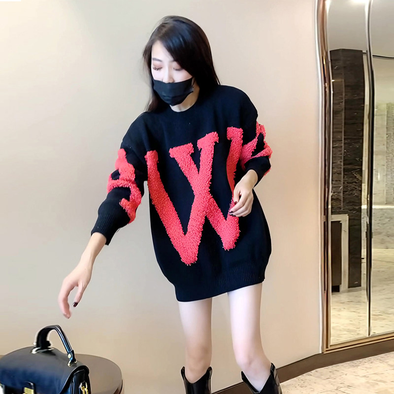 潮牌日系慵懒风黑色植绒套头毛衣女冬季宽松加厚中长款针织衫上衣