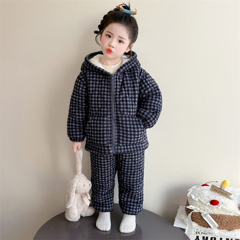 潮牌女童三层夹棉睡衣2025冬季新款女宝宝加绒加厚儿童家居服套装