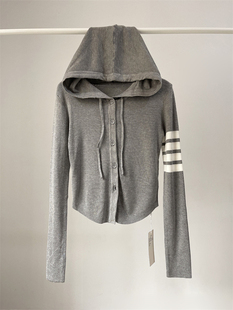 潮牌辣妹时尚撞色条纹连帽卫衣女春秋短款长袖开衫针织运动薄外套